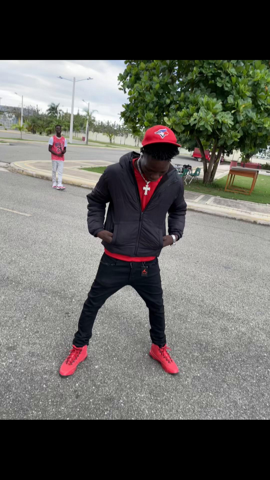 @Tenge Haïti๐ญ๐น๐ฌ๐ณ๐ฌ๐ญ๐ฌ๐ซ