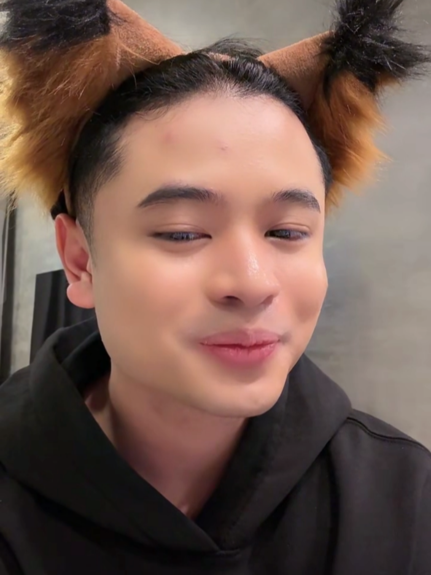 @CEO OF Delulurina  🦈🦛🕸️