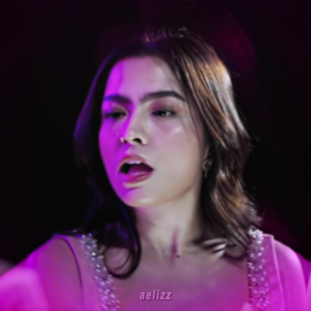 @aelizz
