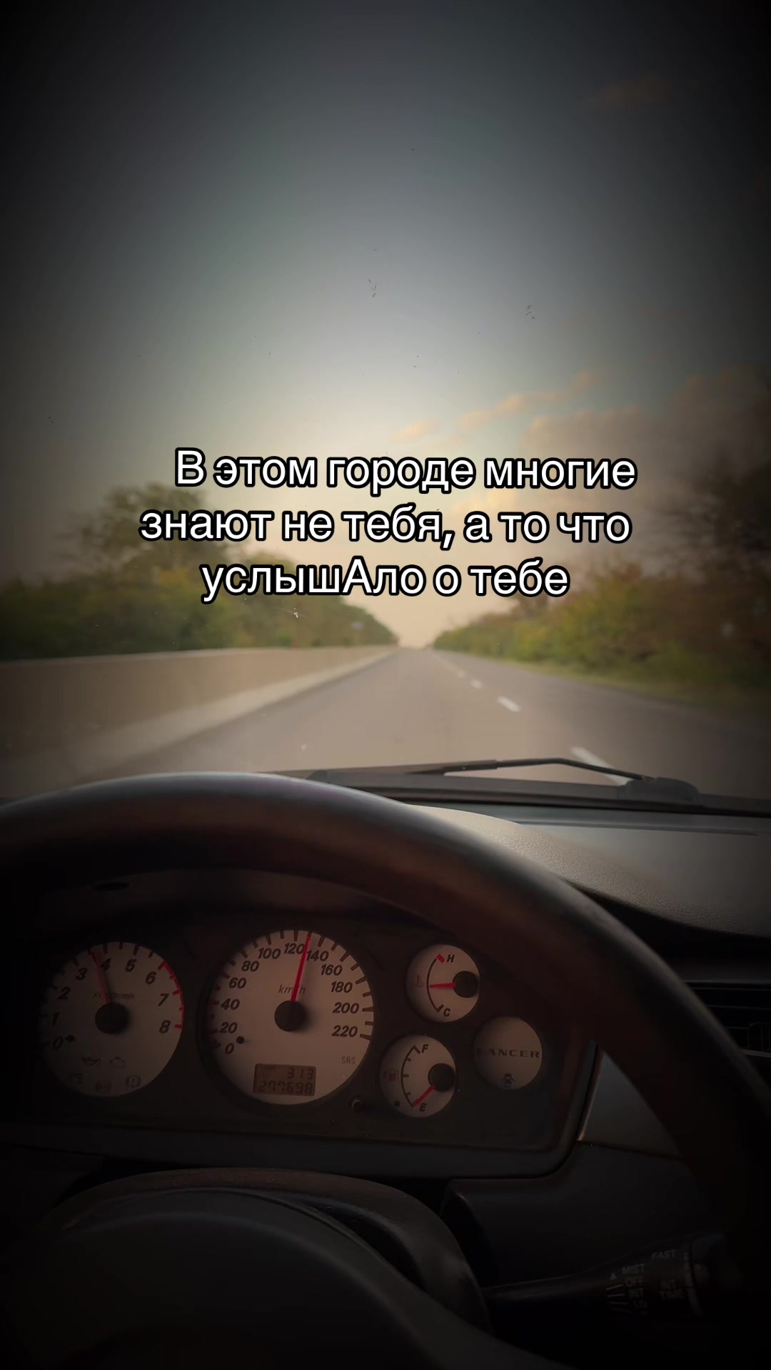@__artem_ustinov__