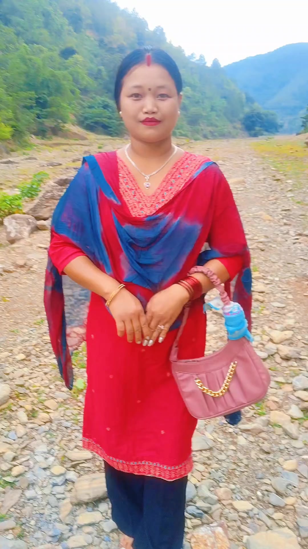 @Anuska magarni