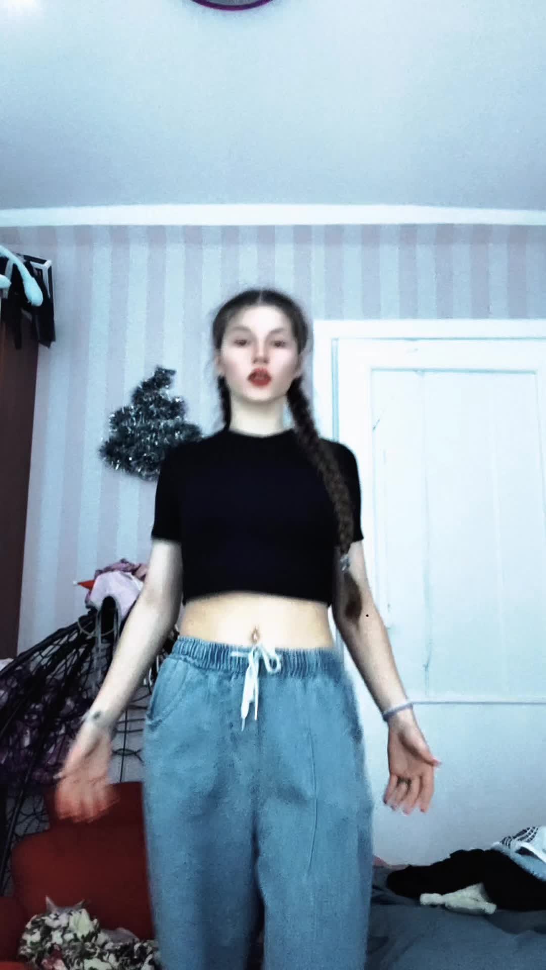 @lilyshizz
