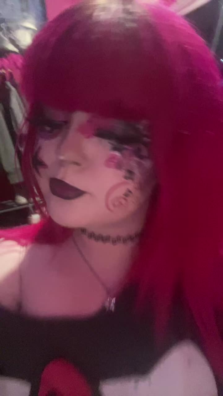 @eveasaurus🎀🏴
