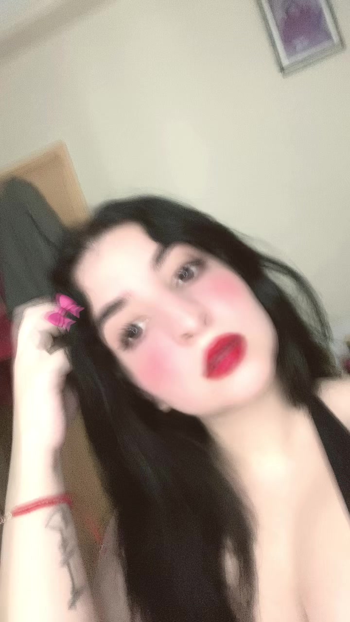 @oumniabetty1