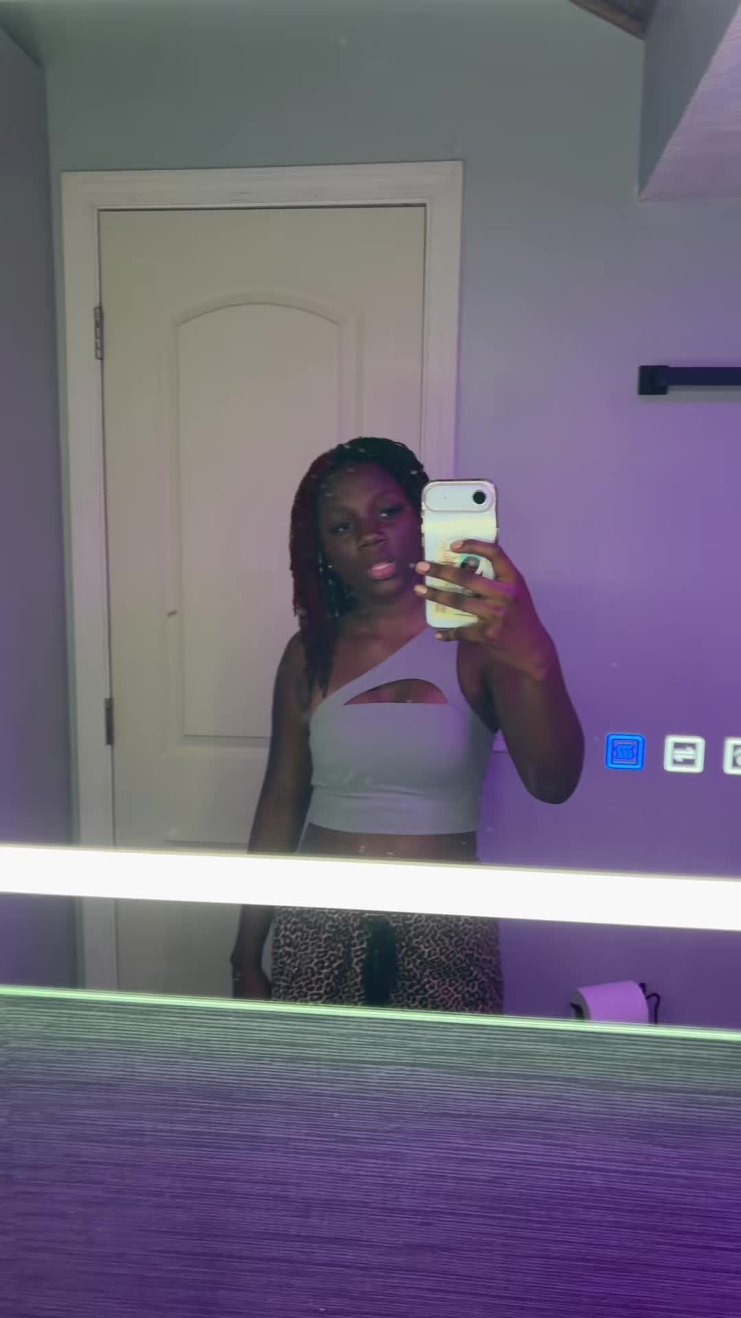 @urgirl_jadaaaa