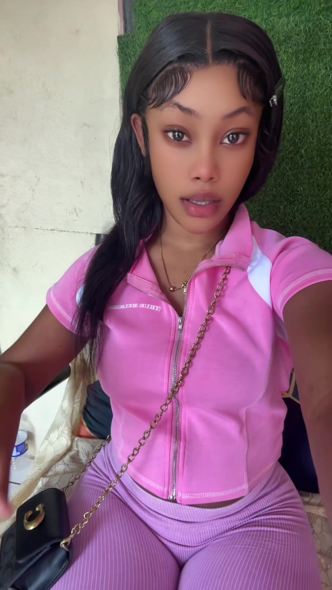 @Niya🥀