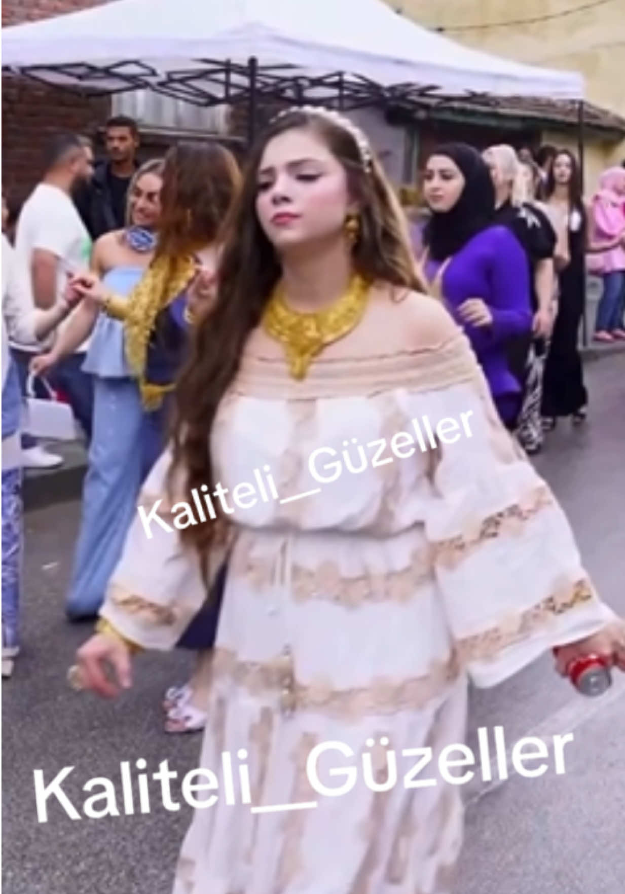 @🧿