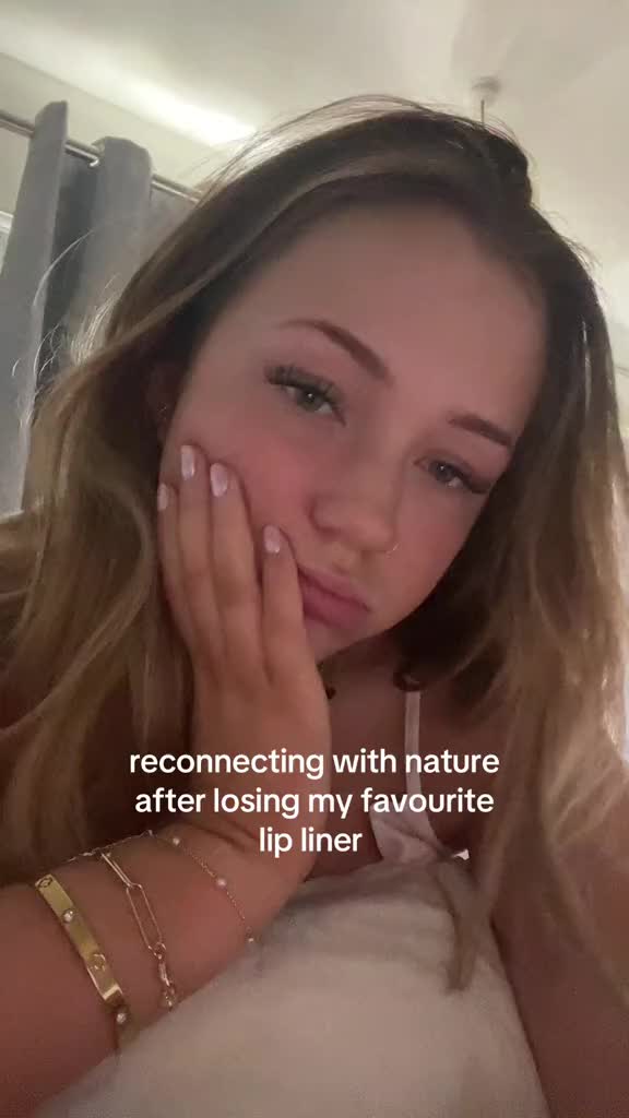 @becca 🫦🦭🪽🫧🍈