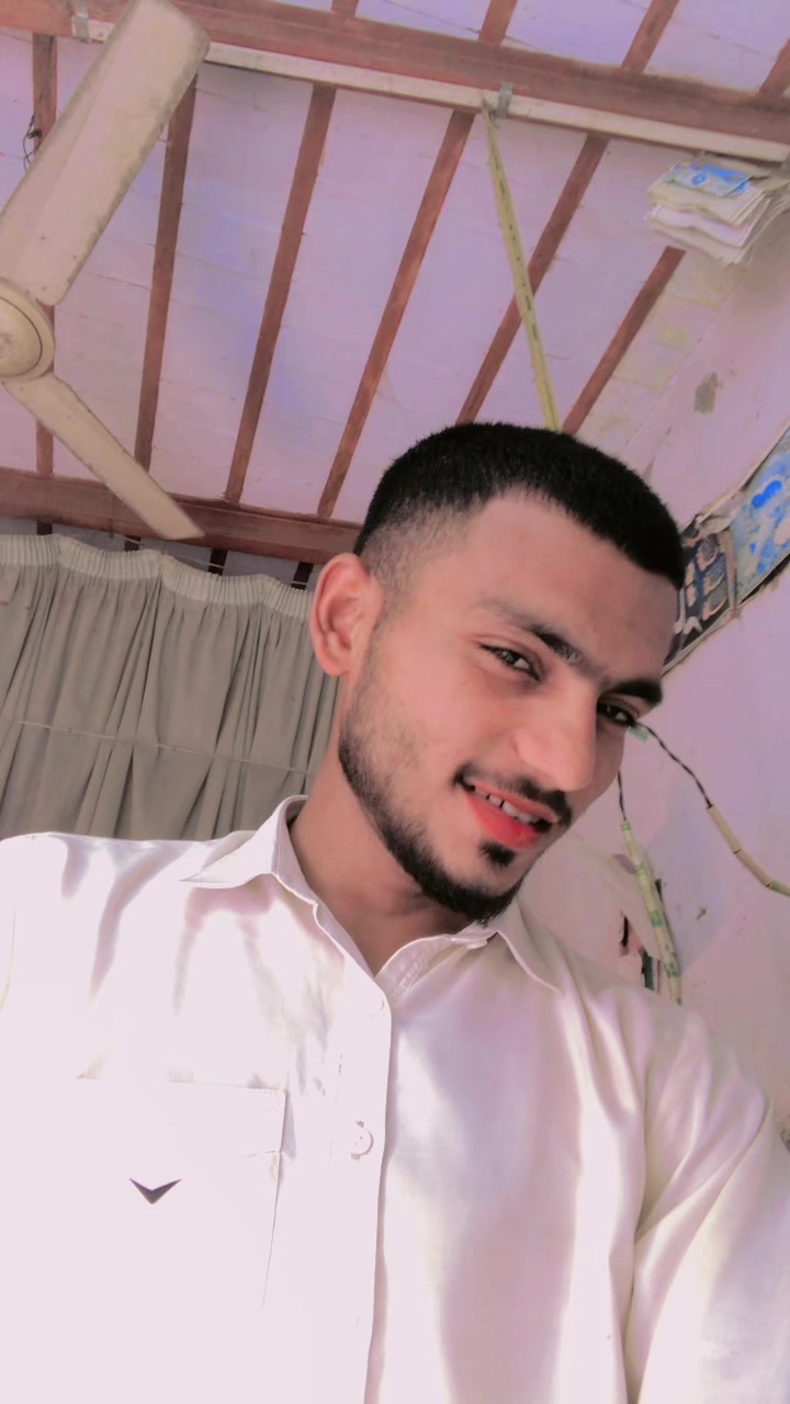 @حسنین 🥂