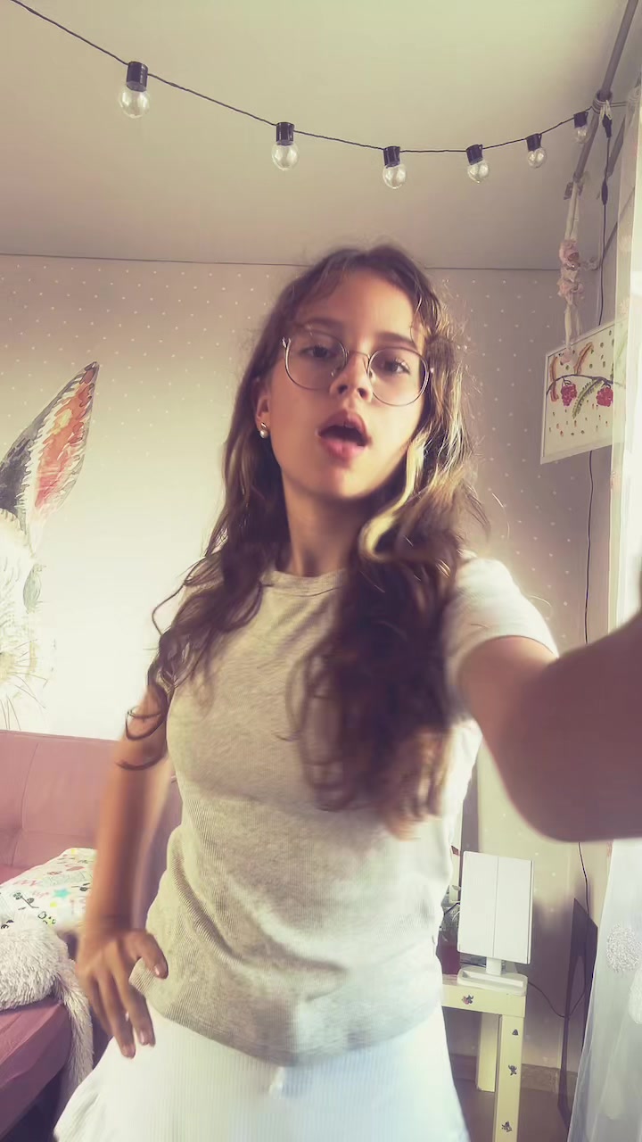 @&bull;emiliaaaa