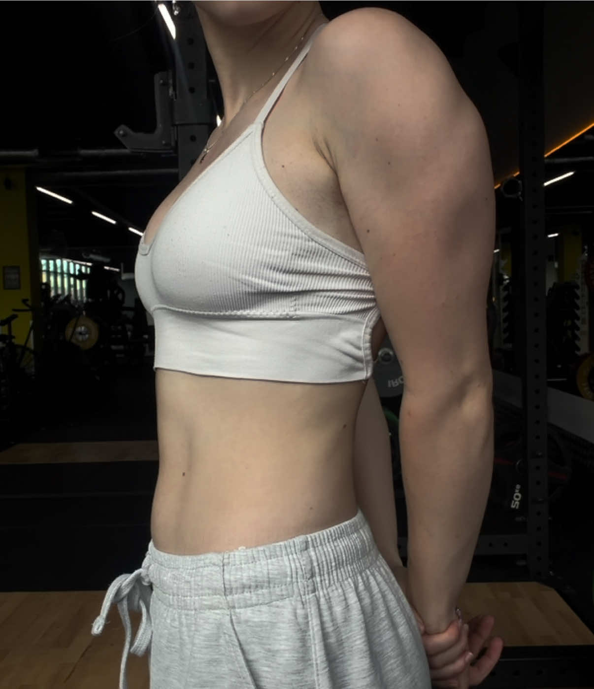@blondy.gains 🤍
