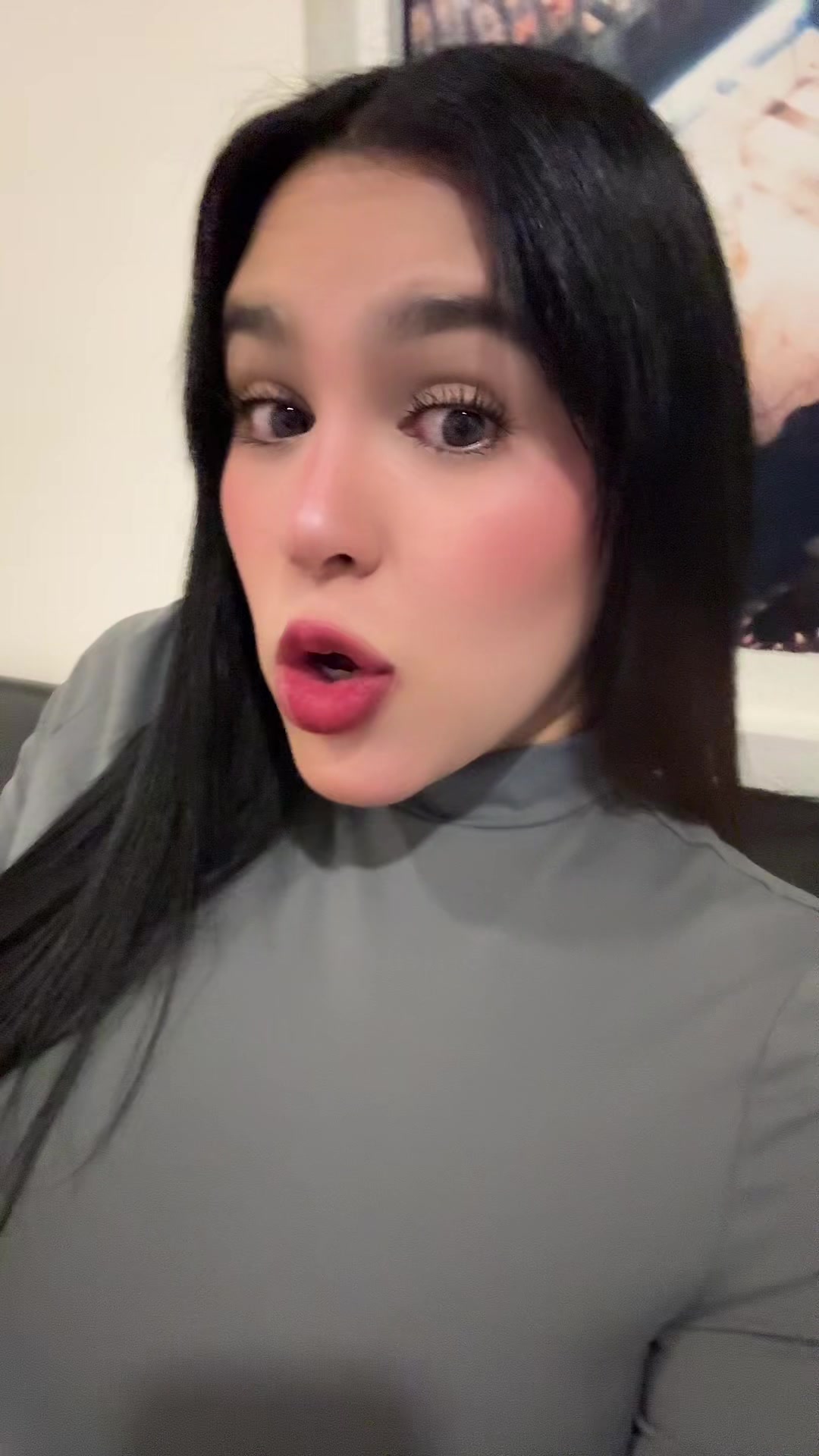 @Vanee✨