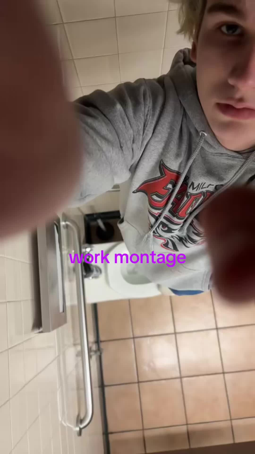 @Fredrickballsack400