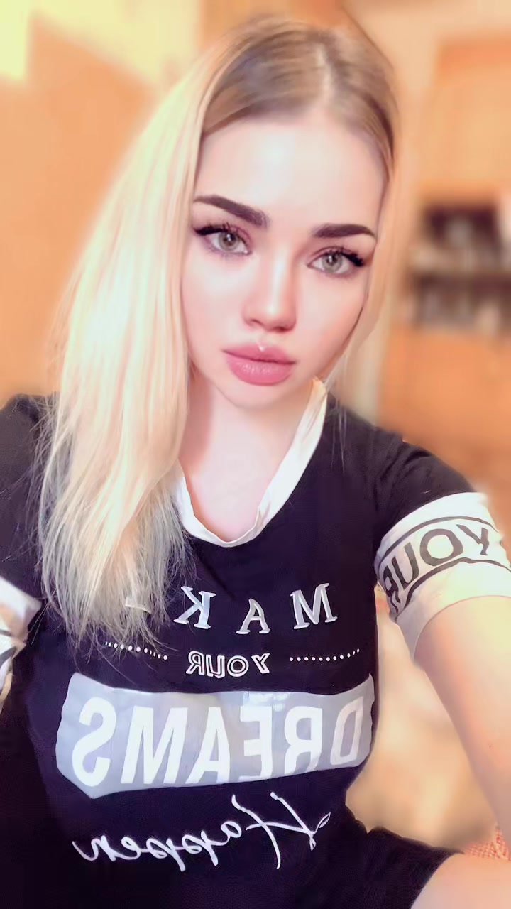 @Vika_viktori