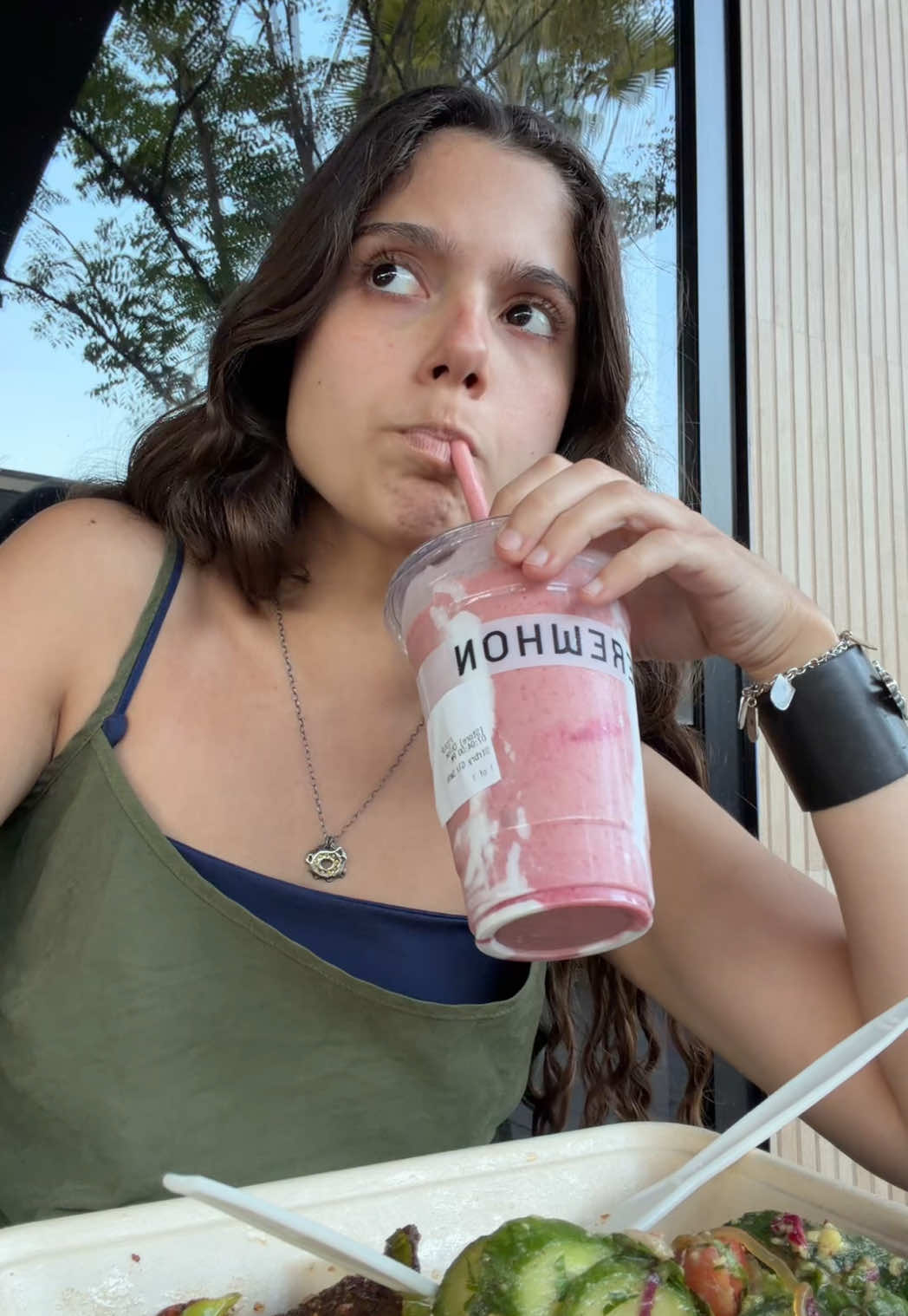 @chloeforero