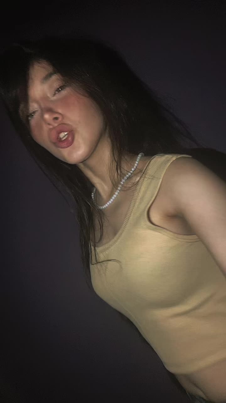 @hstiw_e