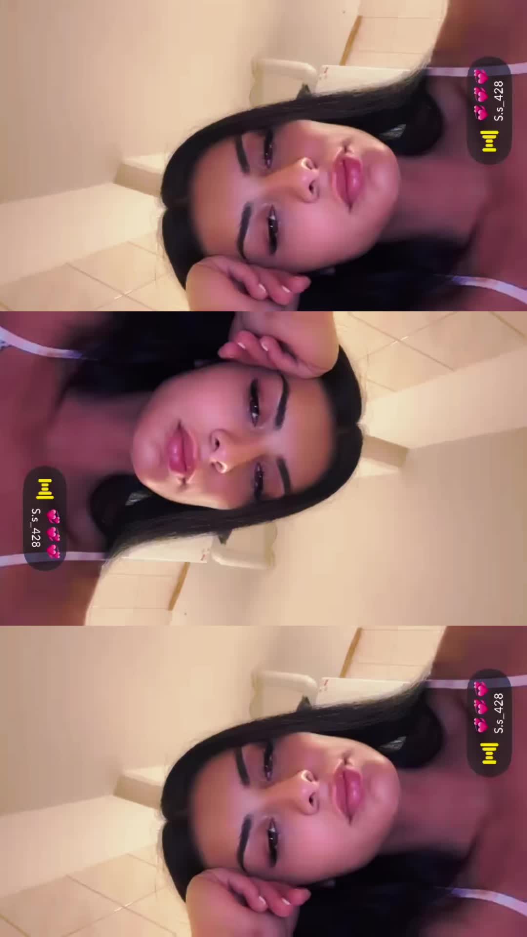 @Gabriela🦋