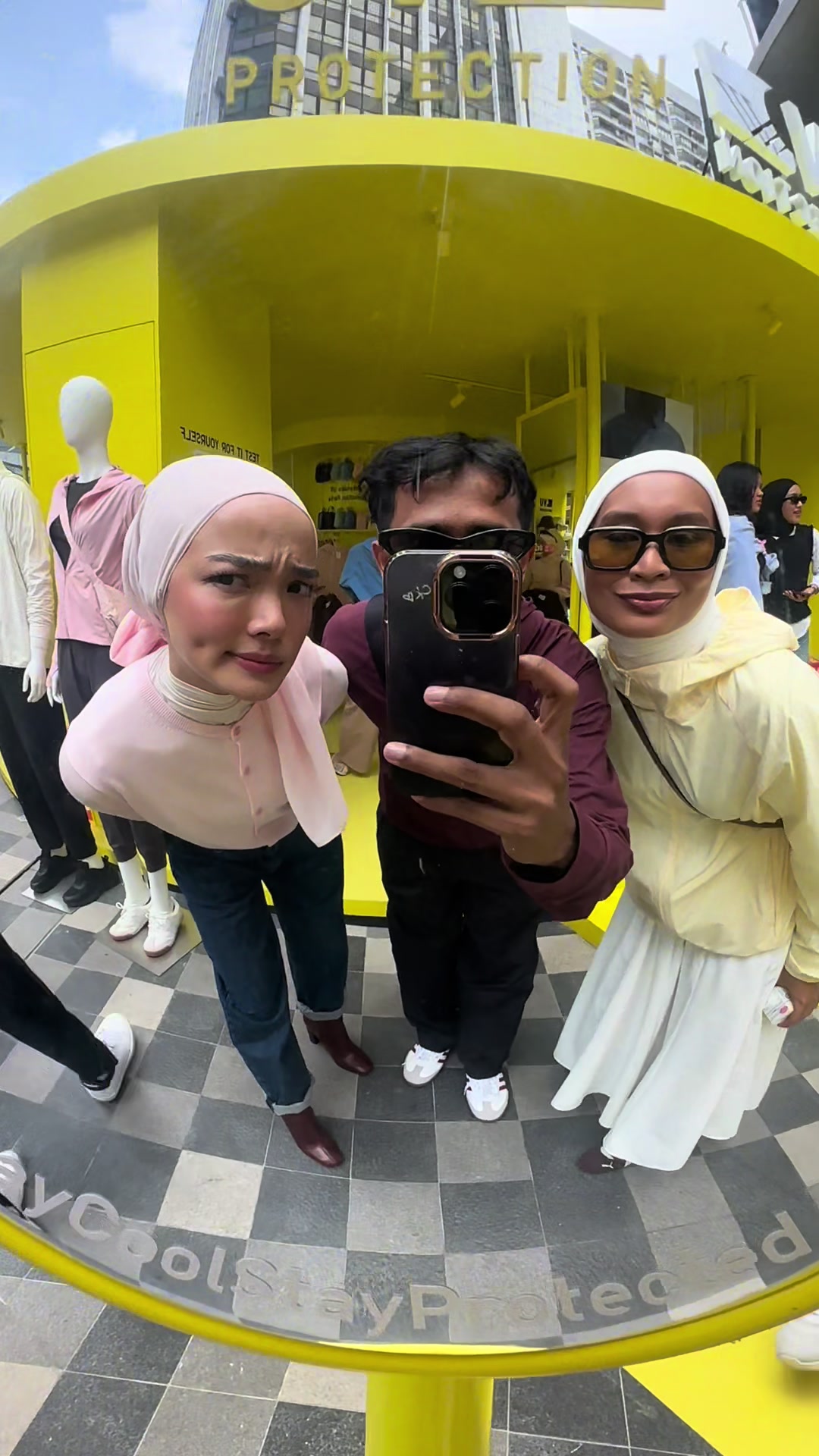 @Anuarol Rizwani