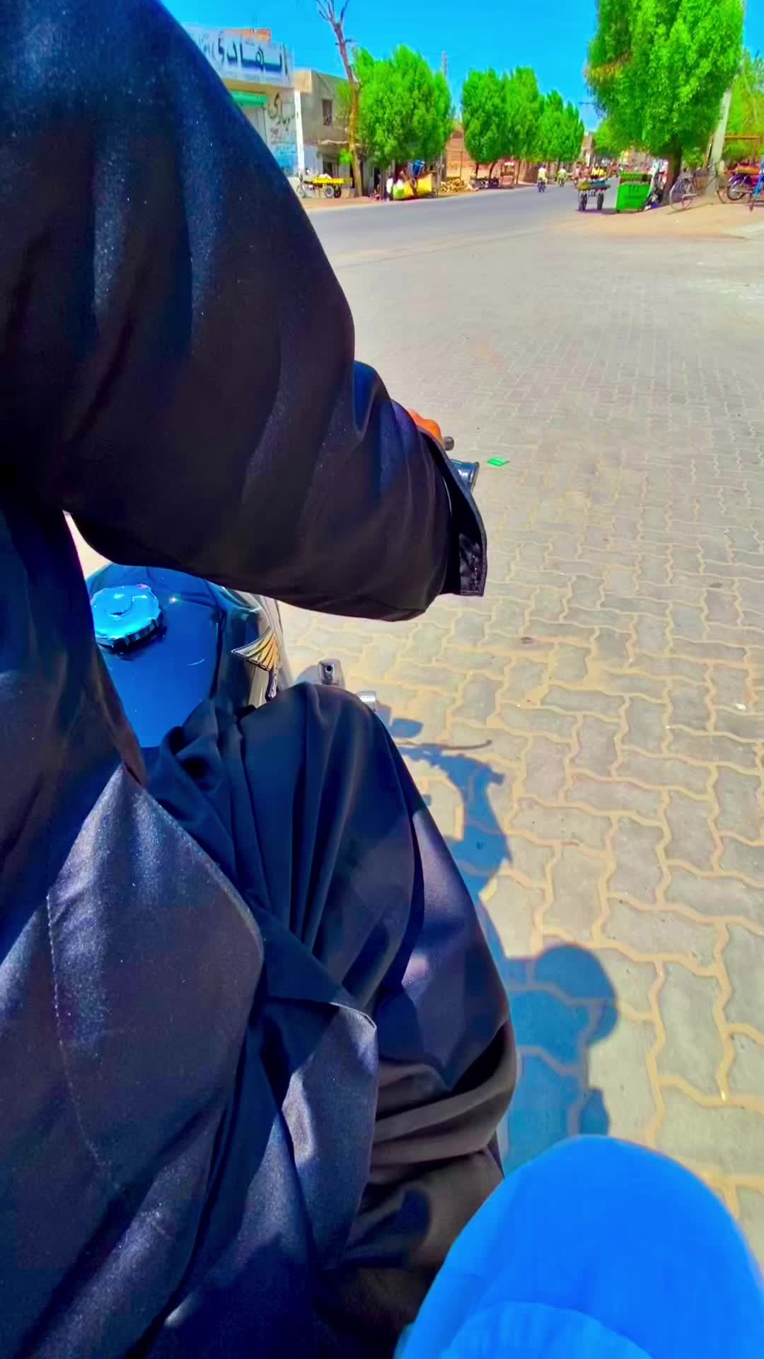 @ıllıllı ᴀᴡᴀɴ ذادہ ıllıllı