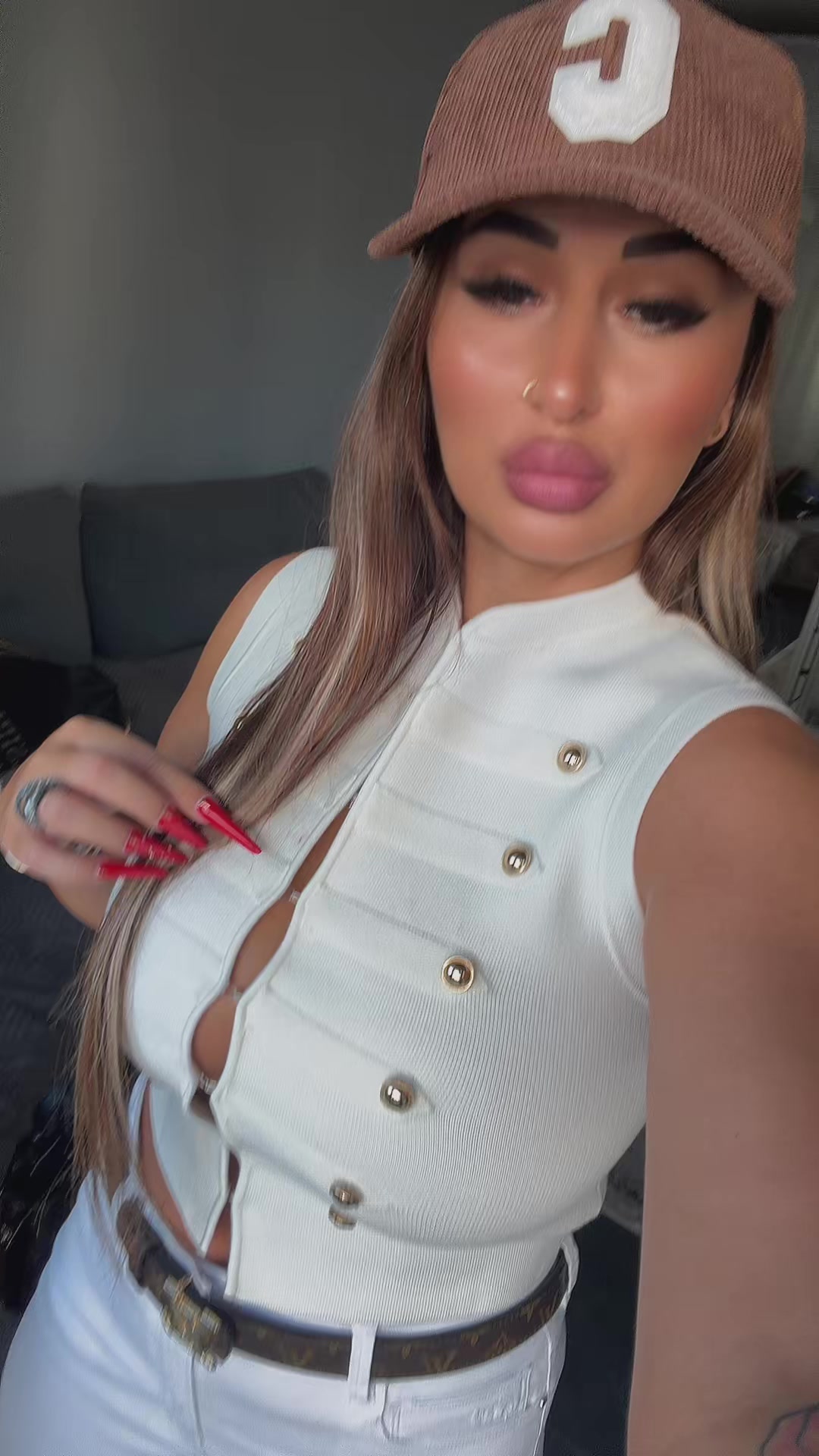 @Nicoleta Barbulescu