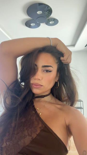 @NATALY N