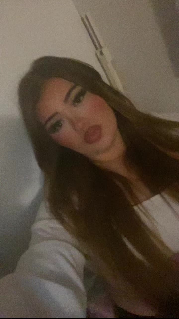 @lydiaa x