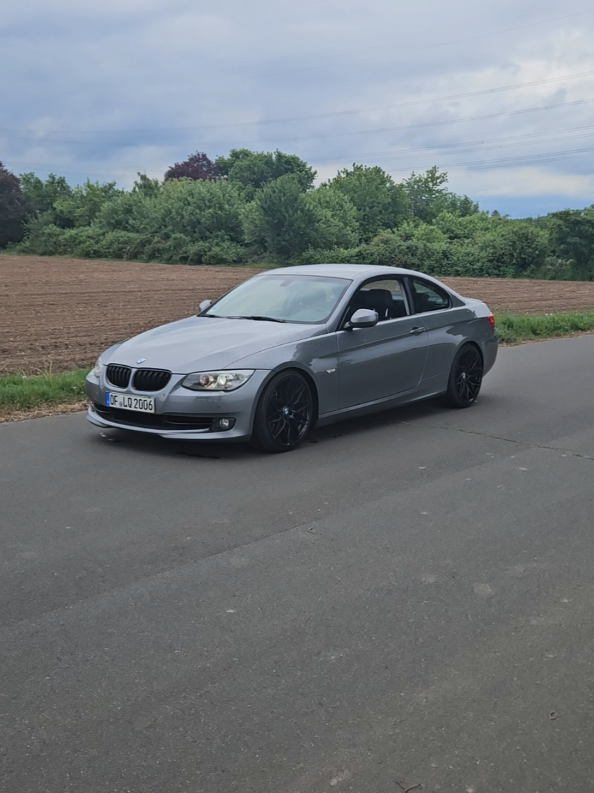 @Léon Quarz | E92 330i