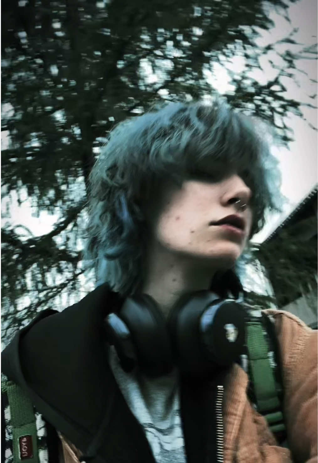 @T<3