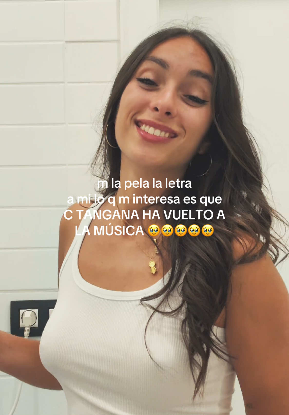 @luciaborrass