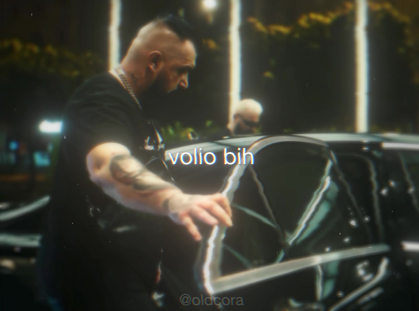 @🦅
