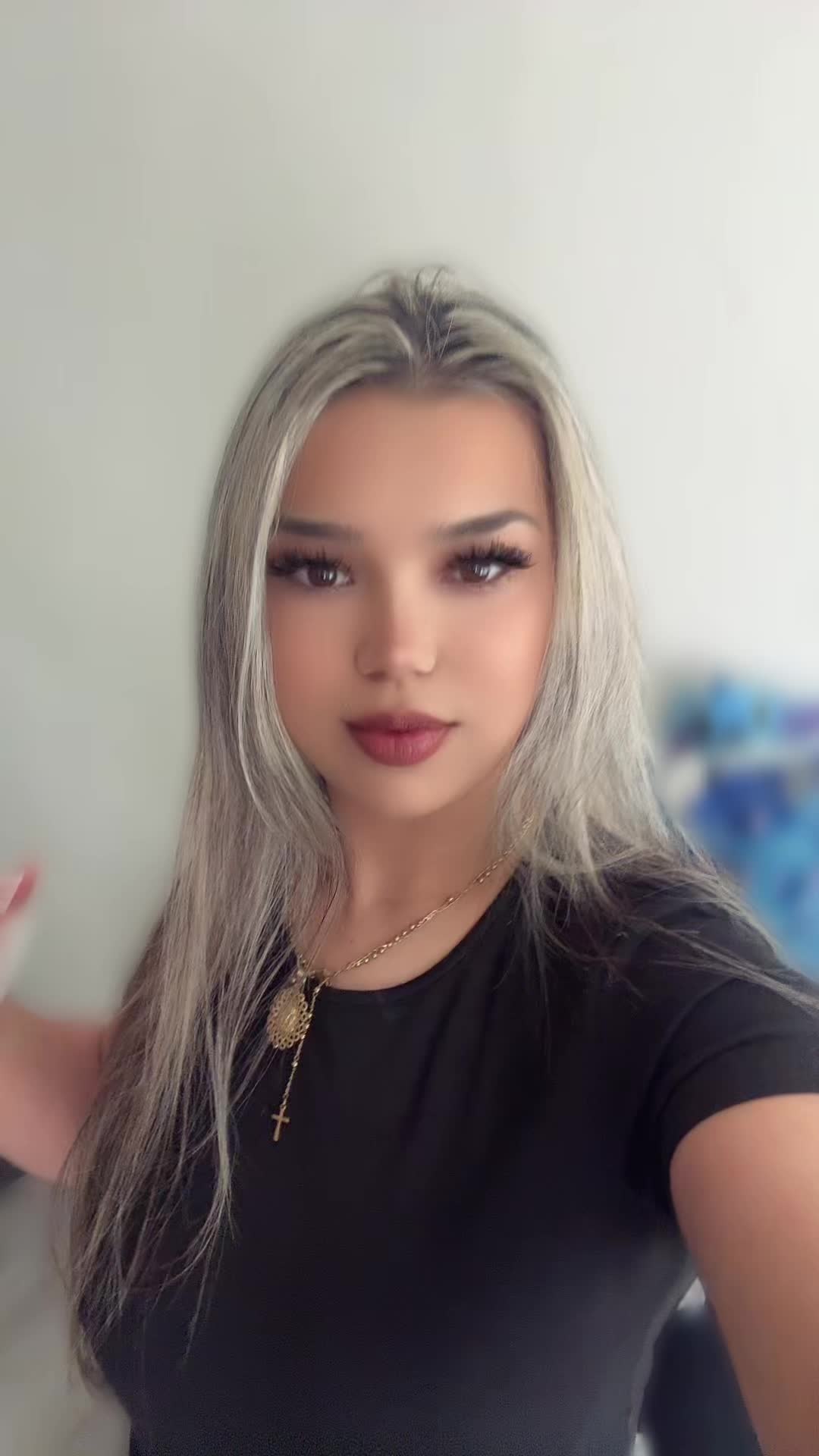 @michalka_jennifer