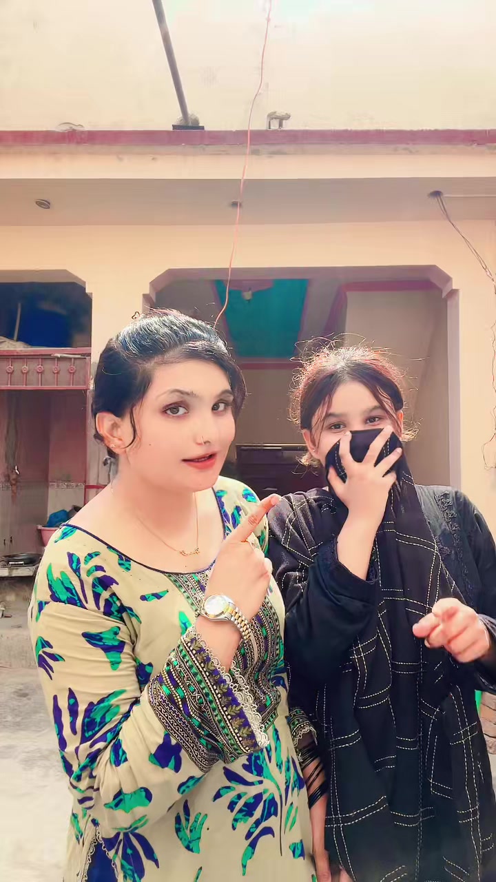 @Chahat❤️