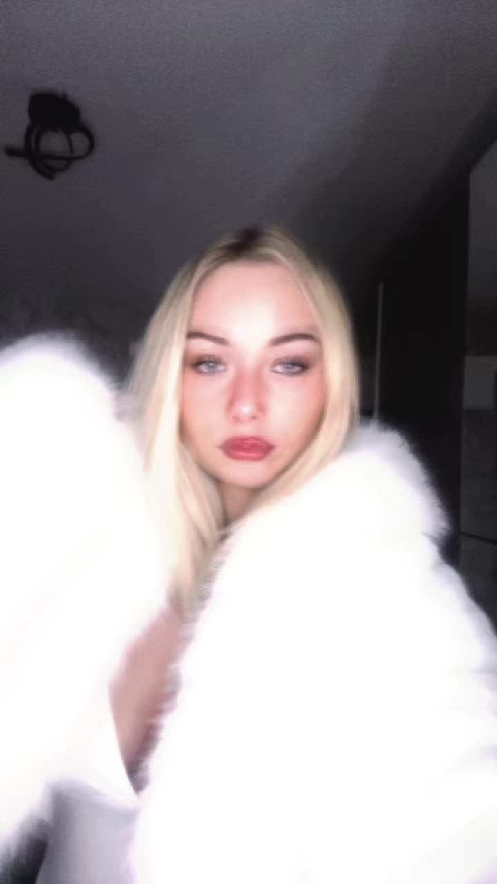 @Bri. 💅🩷