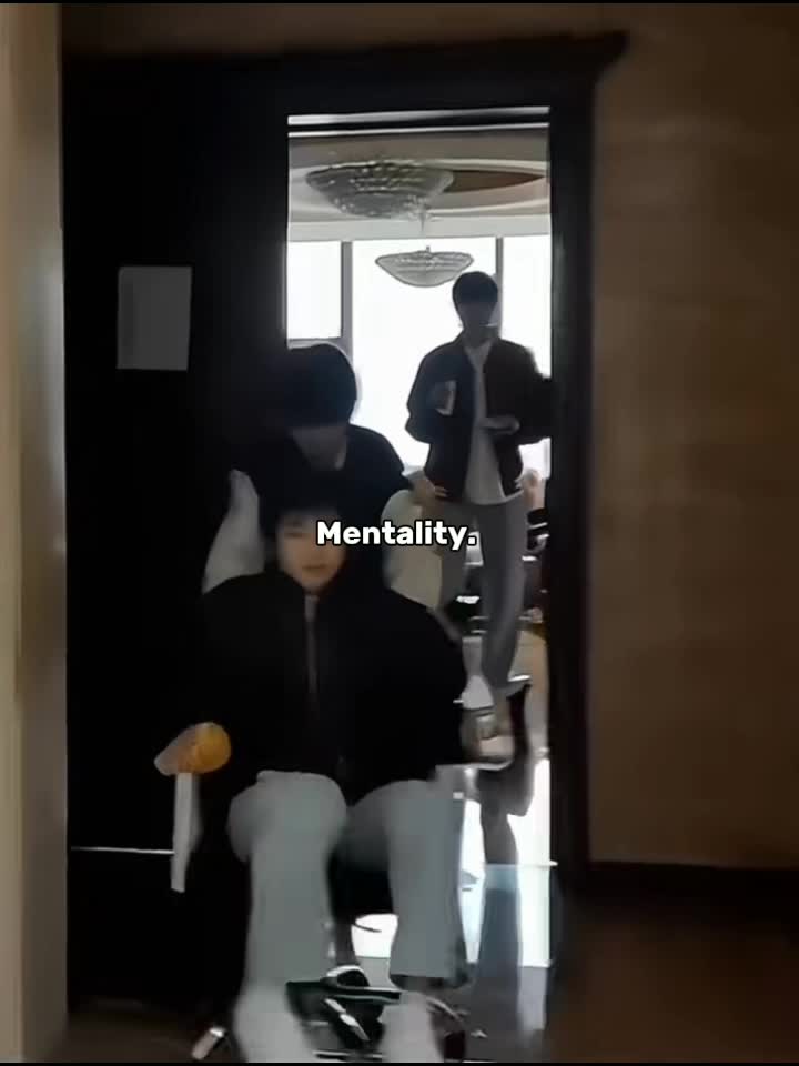 @๐๐๐๐ฏ๐ฏ๐ฏ_๐ซ