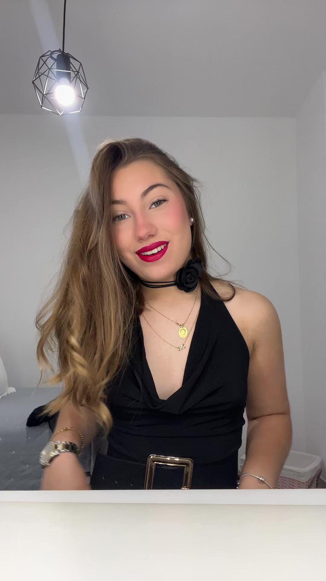 @Angelaajuradoo2__