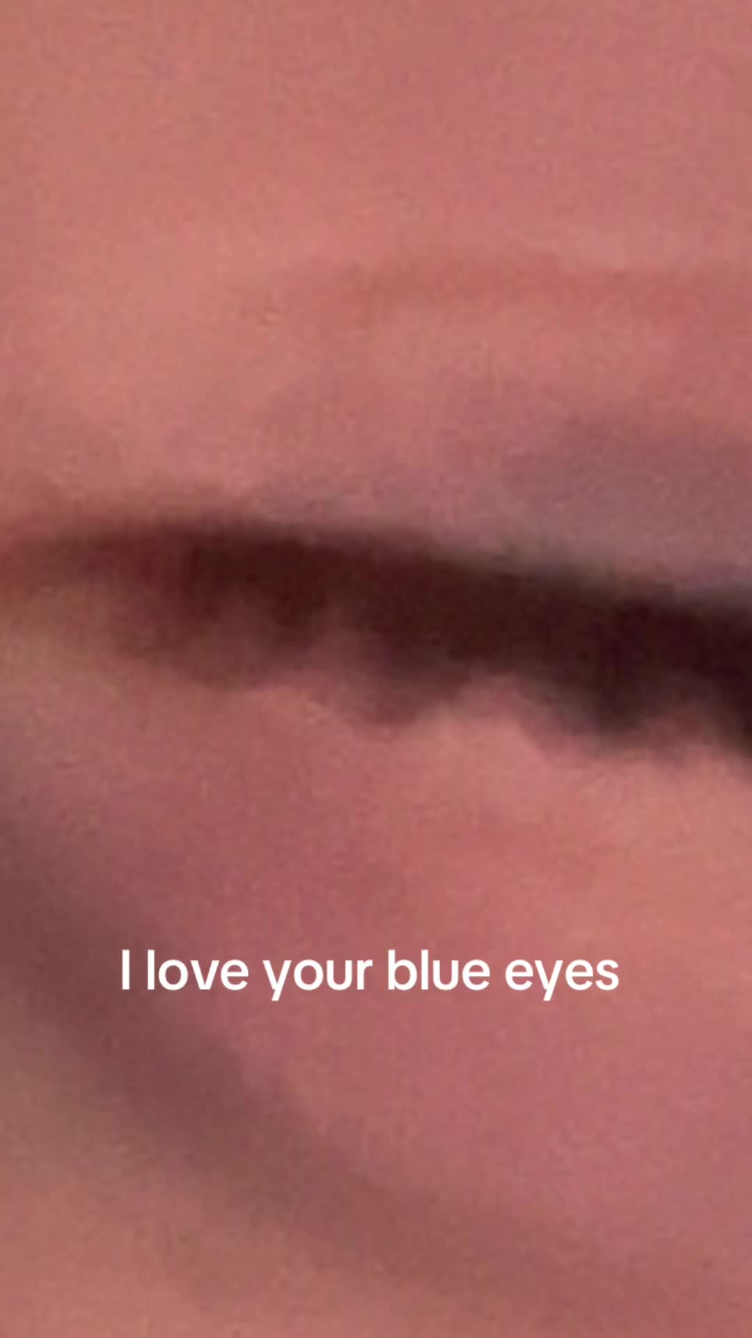 @EzraPlayz