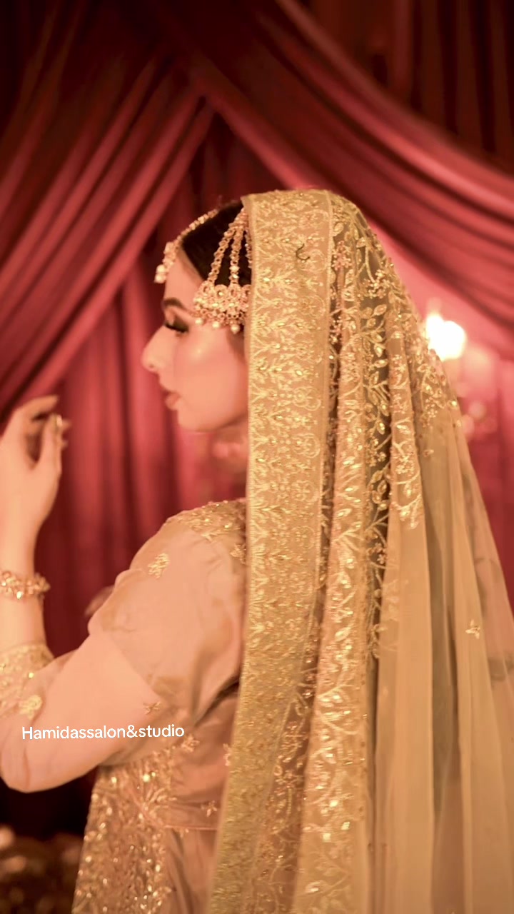 @Hamidassalon&studio