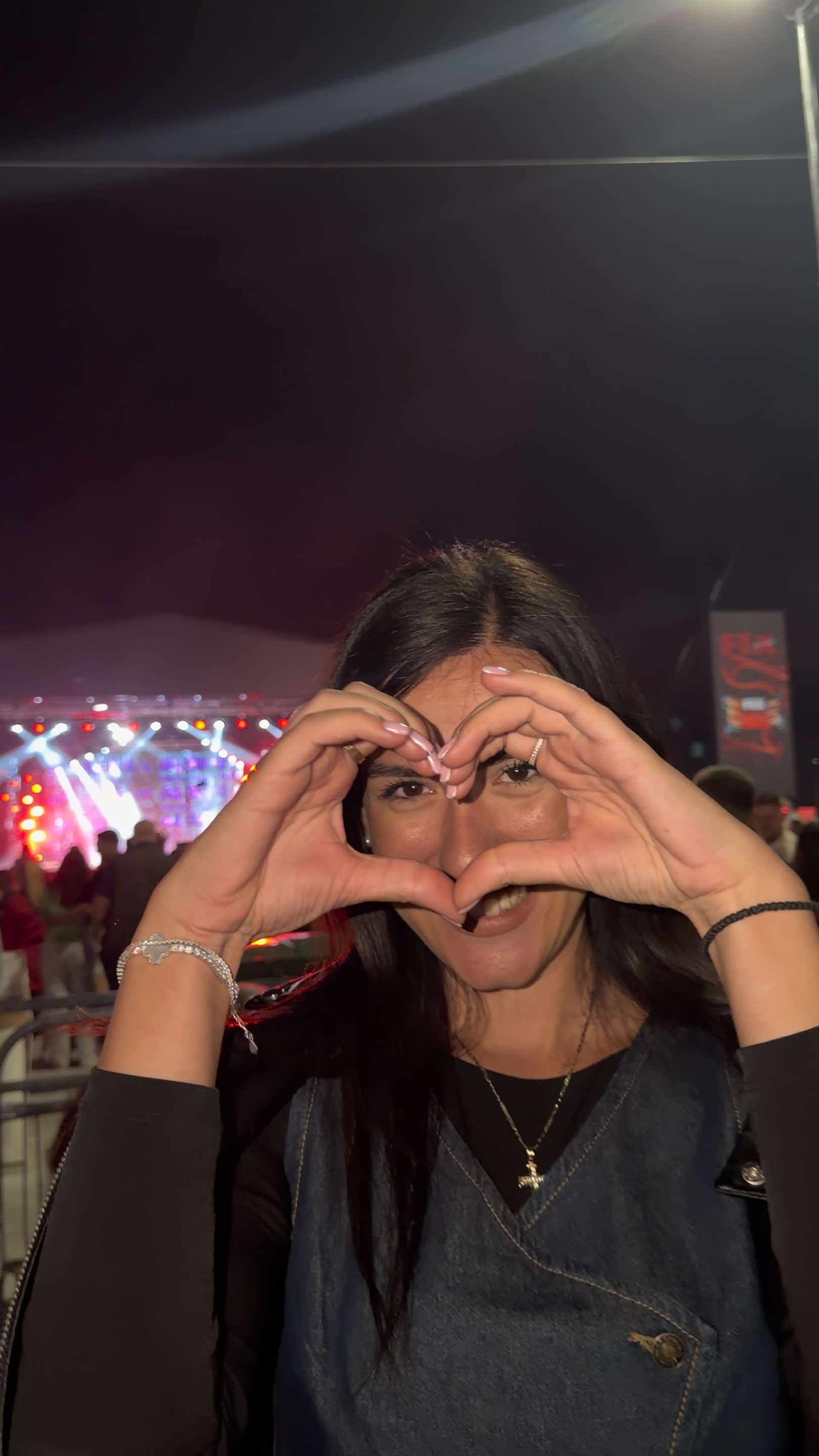 @xheni🥰