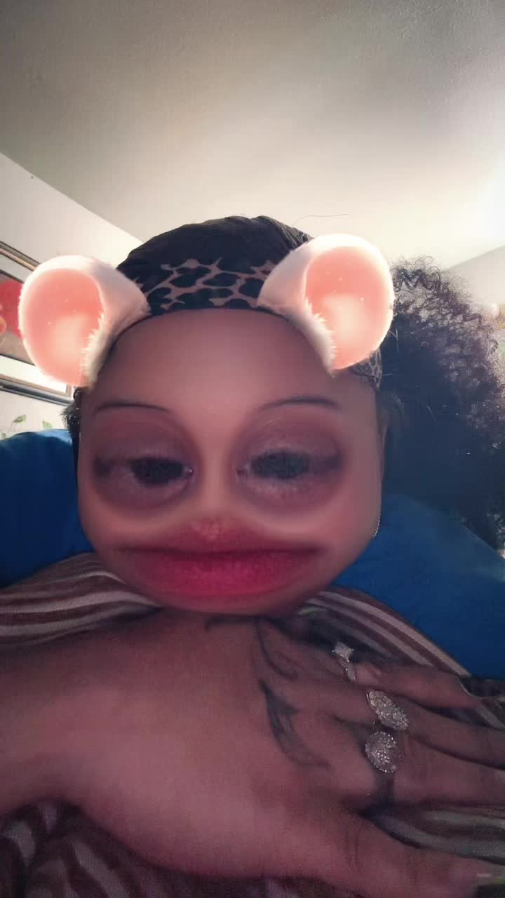 @Queen