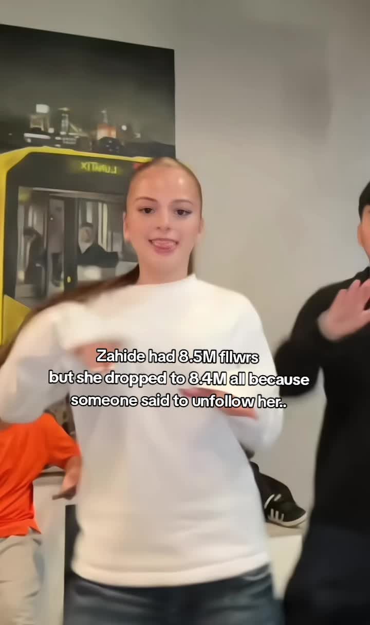 @🕸Lꨄ