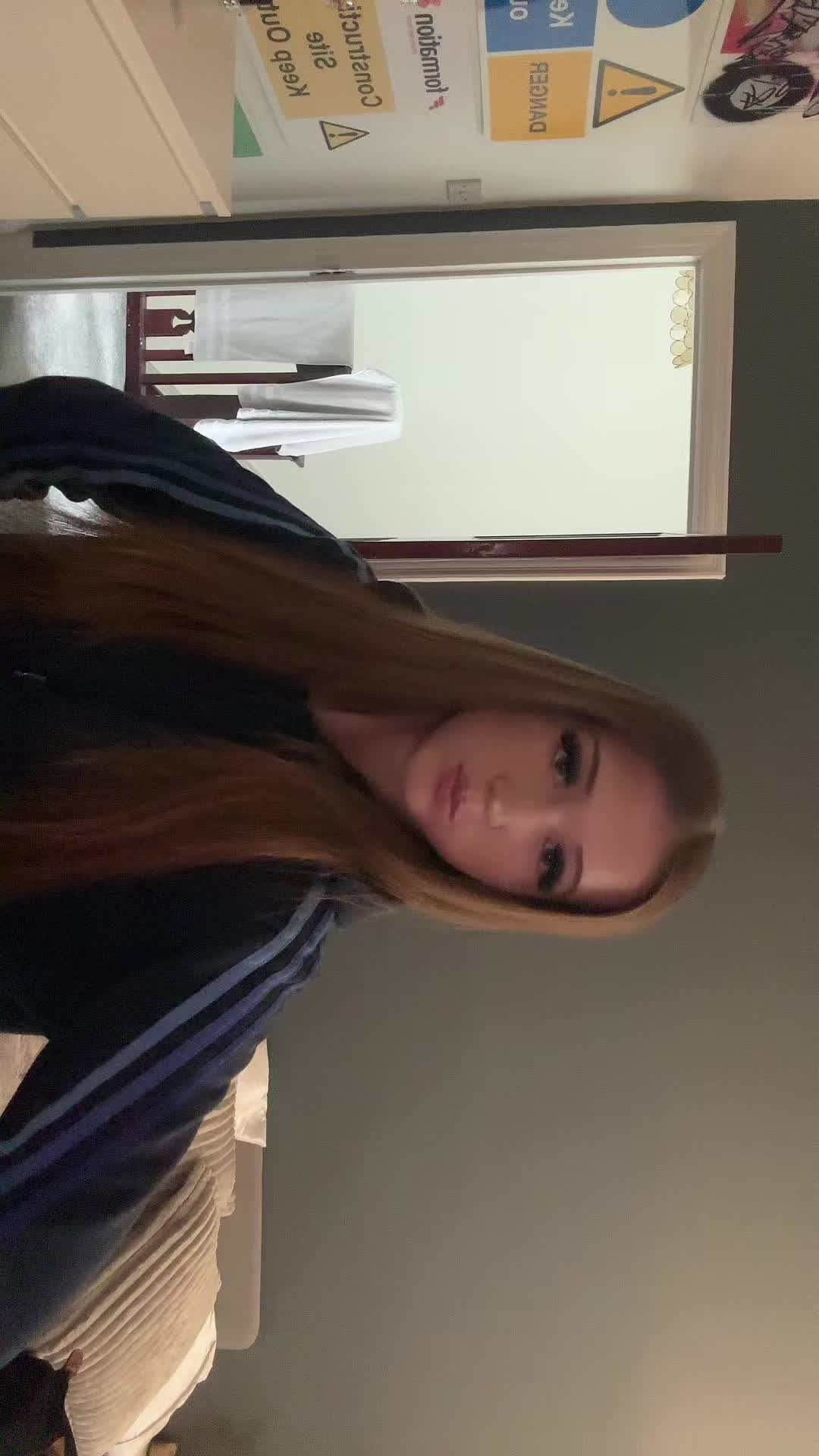 @kristinaひ