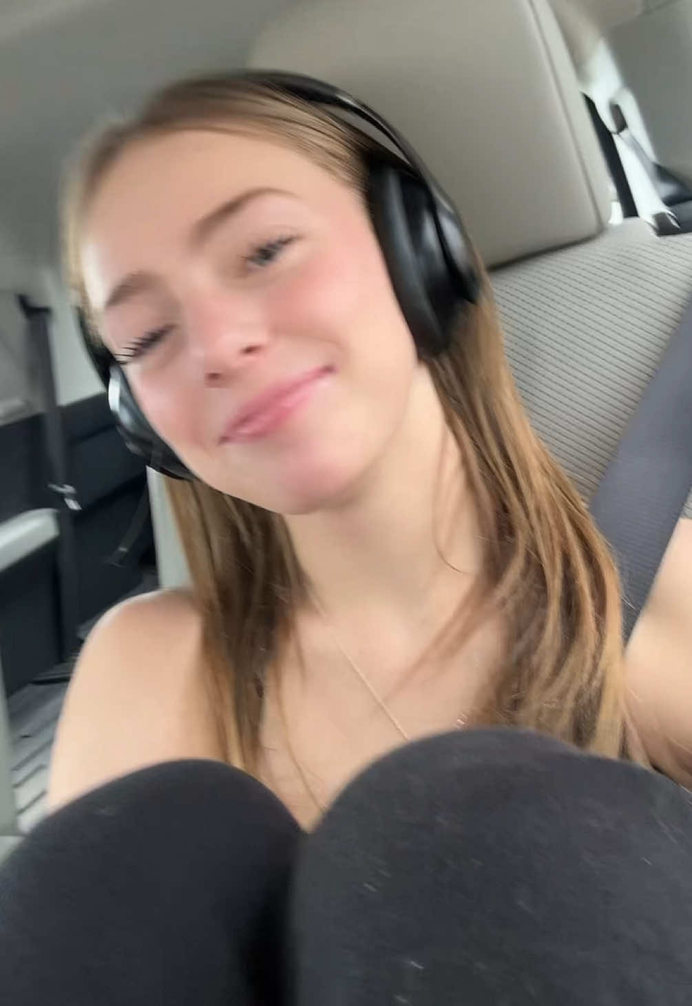 @evie_droz