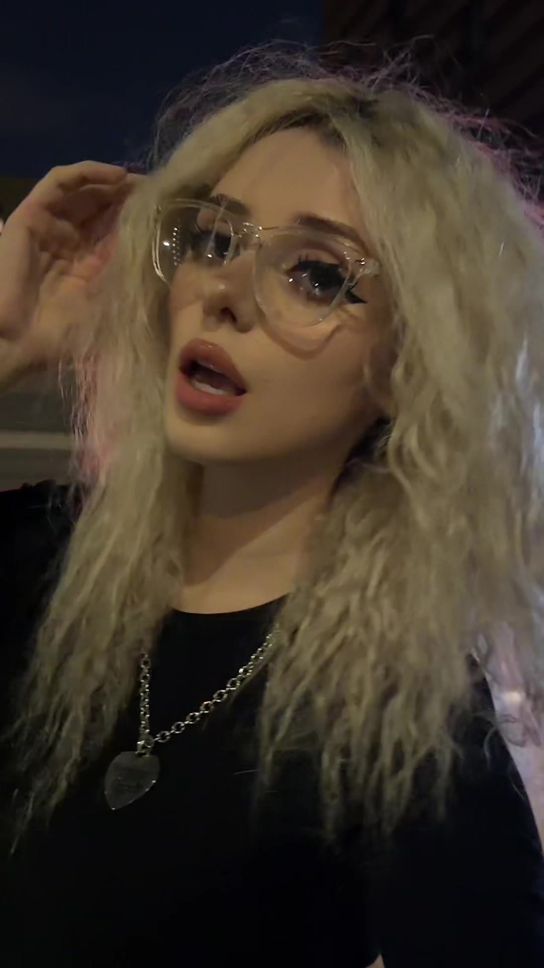 @Света Соллар