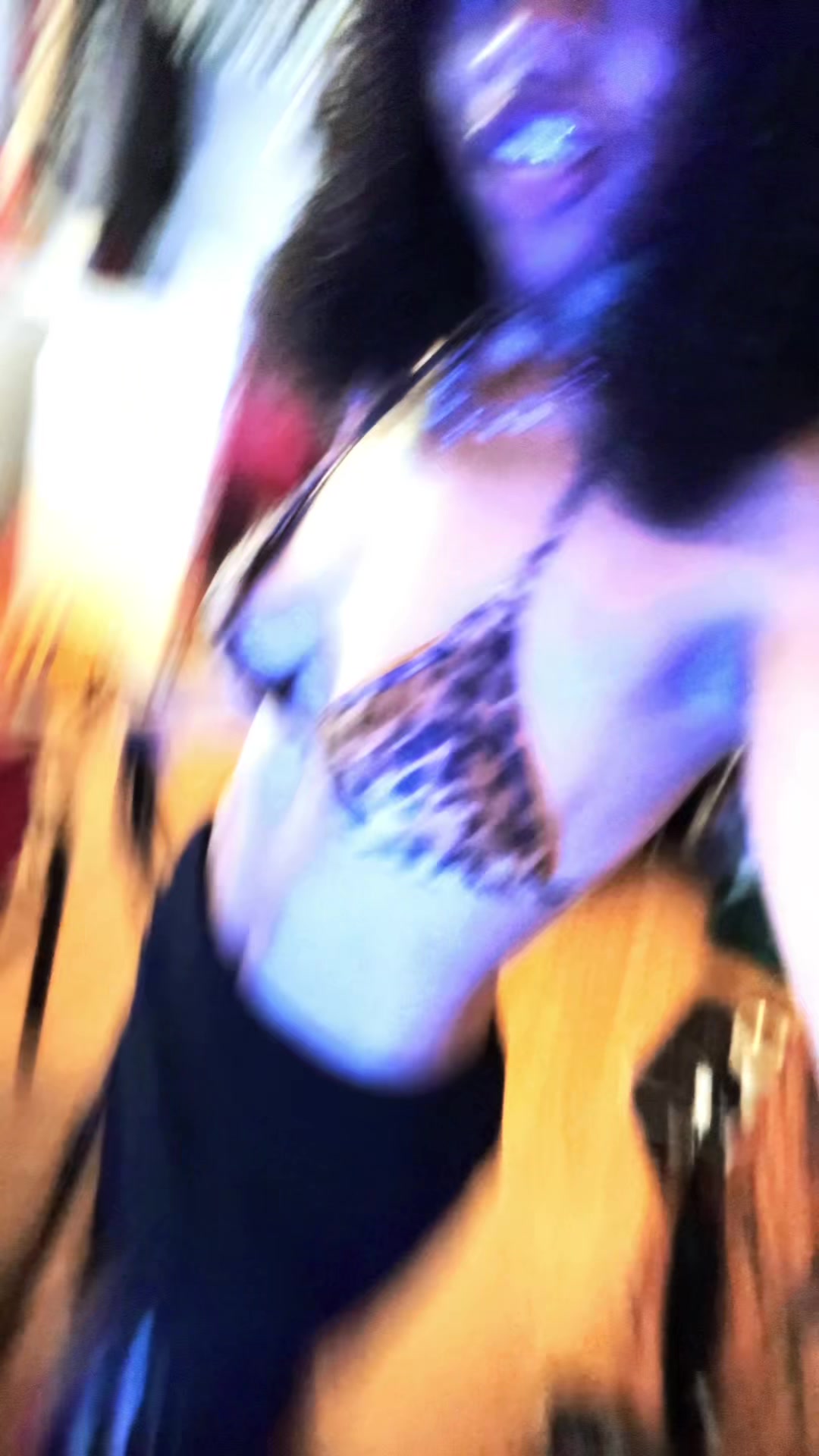 @leia ๐บ๐๐ชท๐๐๐ผ๐ฌ๐ง๐ฆข