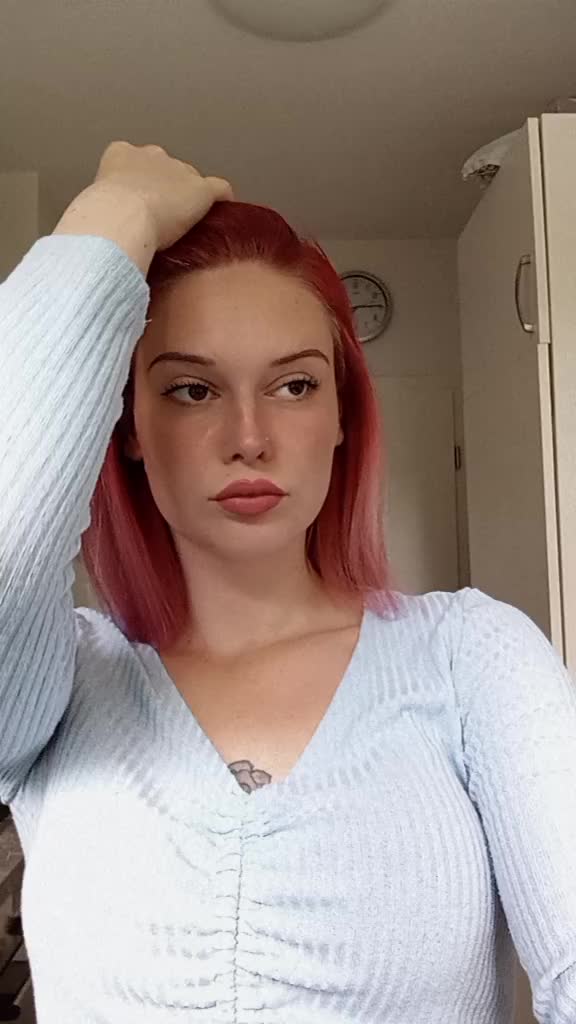 @Lara
