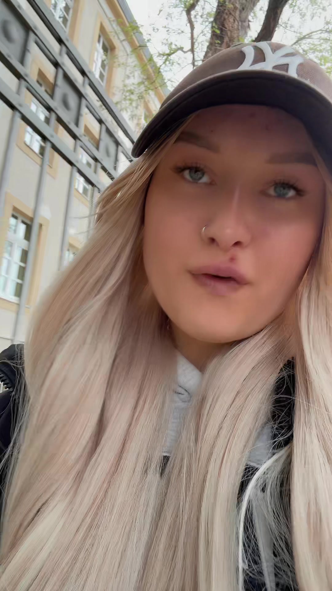 @Gabberbarbieee
