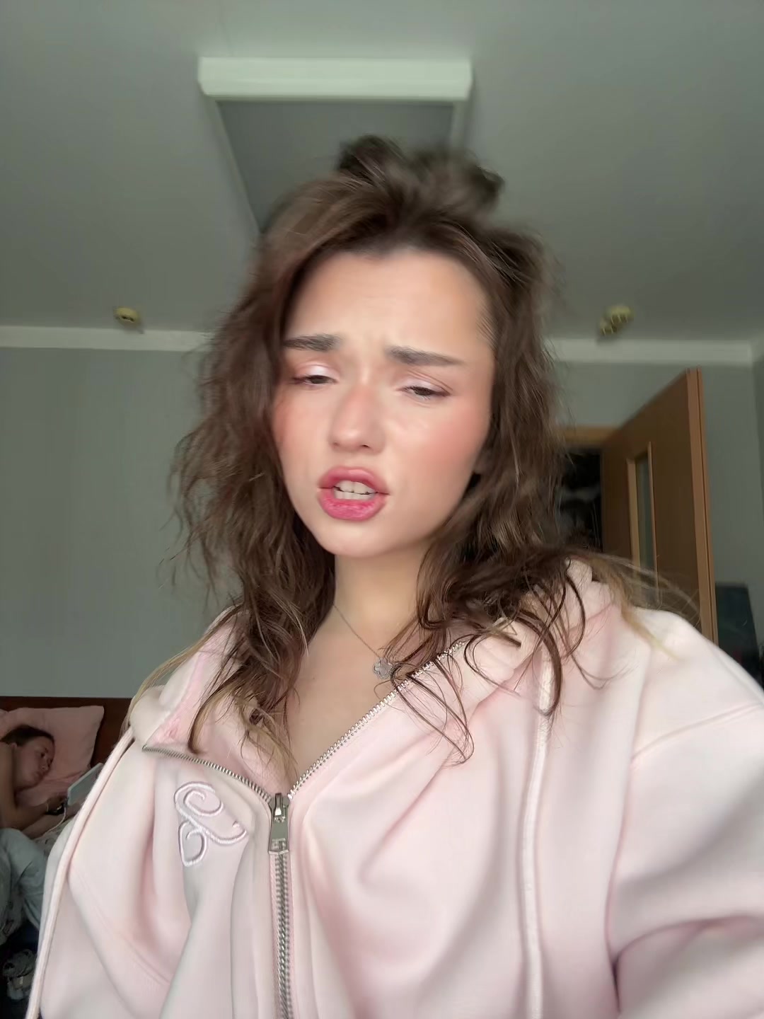 @викусик^