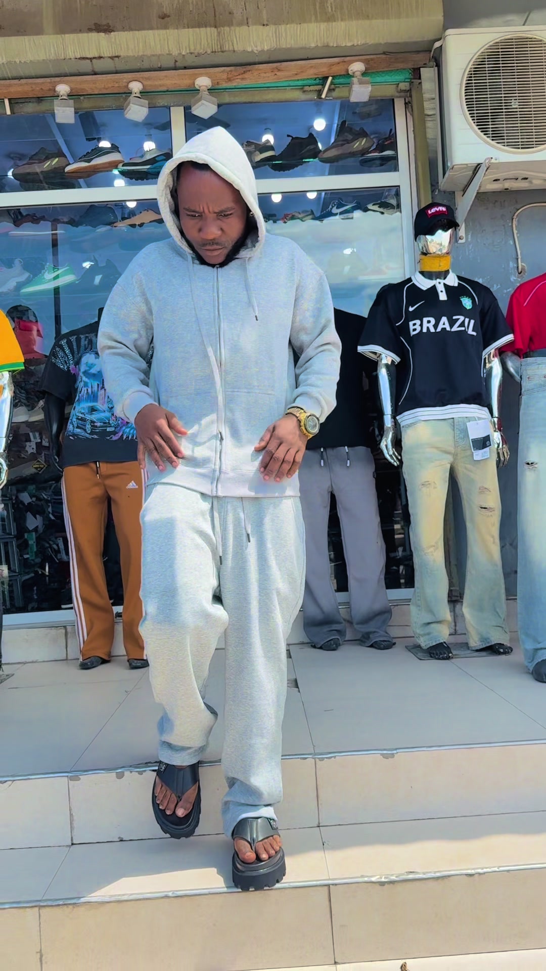 @de mikato classic wear