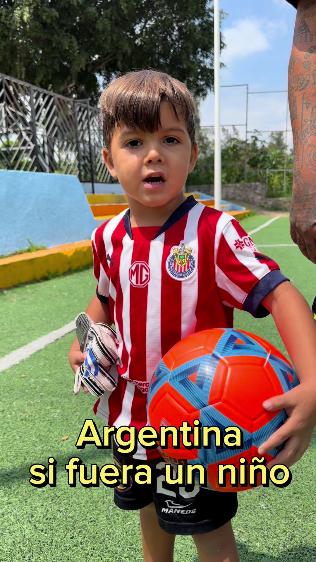 @Los Macías