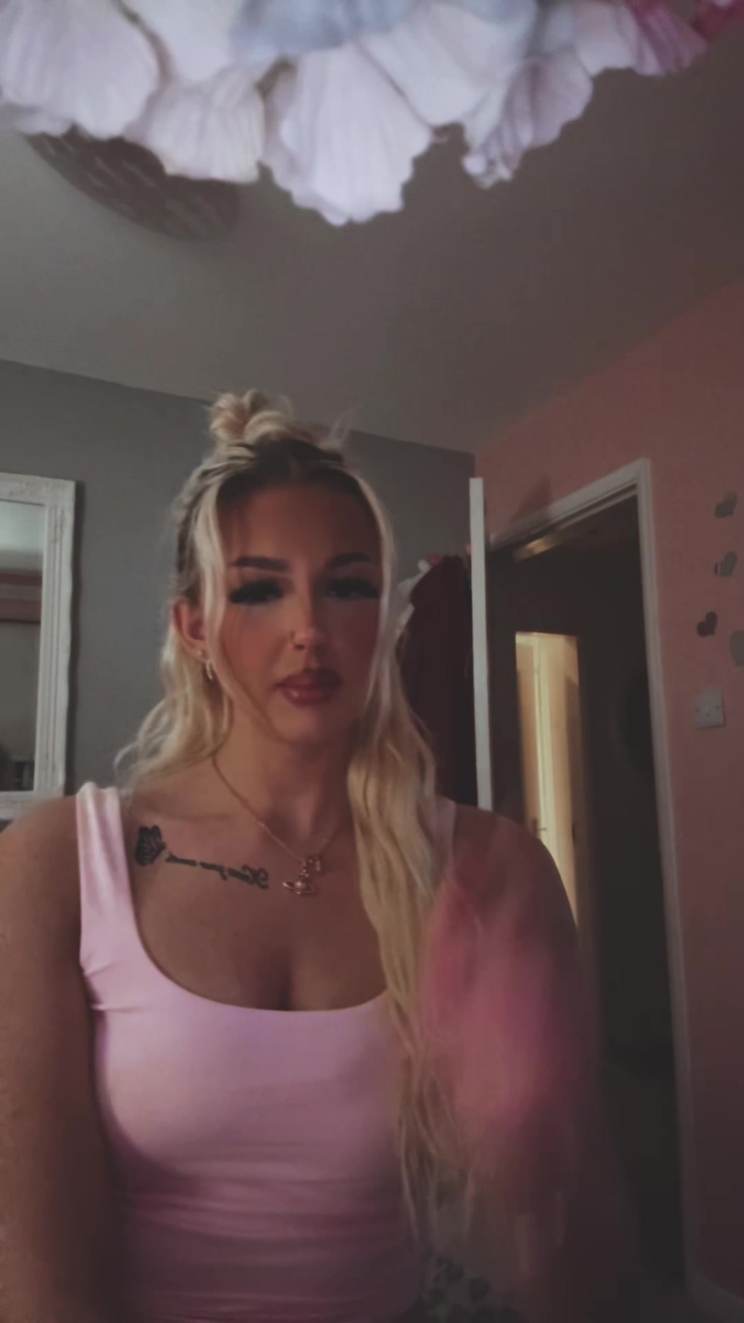 @💋